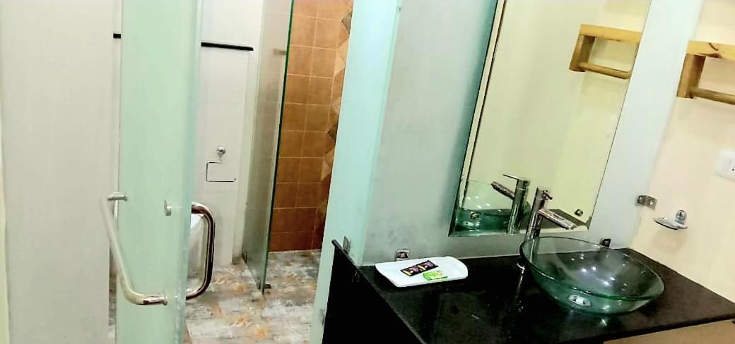 Wildleaf Kasauli Valley Homz Bed & Breakfast Bagian luar foto
