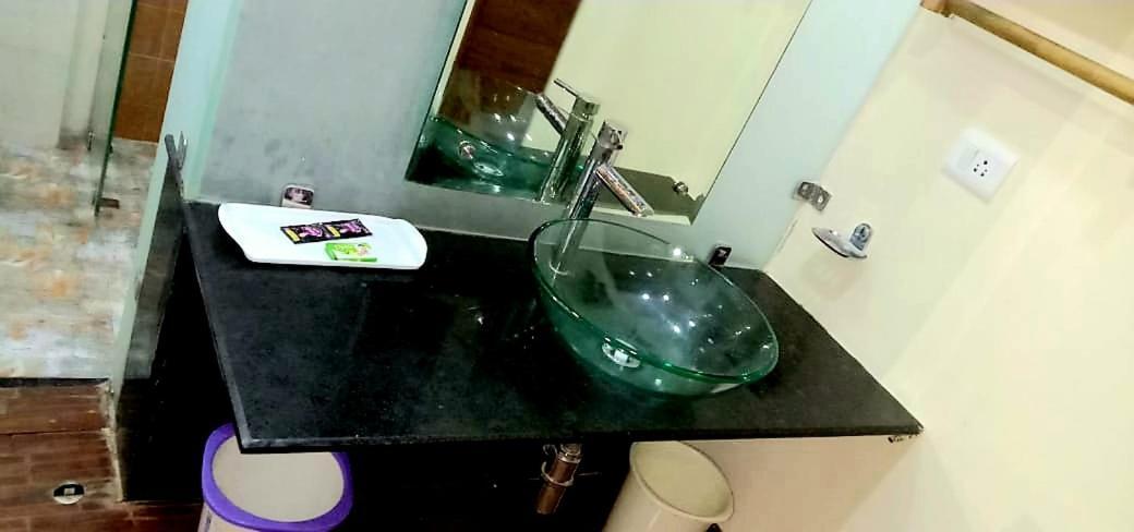 Wildleaf Kasauli Valley Homz Bed & Breakfast Bagian luar foto